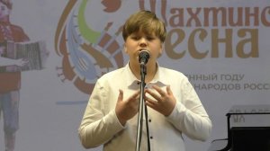 Ларионов Виктор