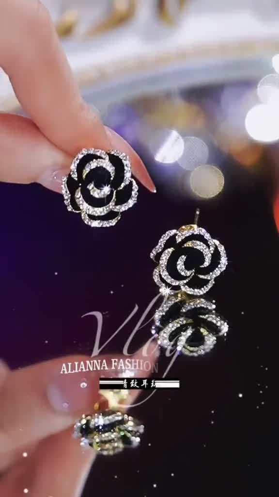 Бижутерия на Вайлдберриз, пиши в поиске #Лакосми 👈 ЖМИ на хэштег и копируй  #Handmadeglamour #би…