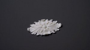 Декоративная накладка RPU-069 — элегантный орнамент для мебели и интерьера