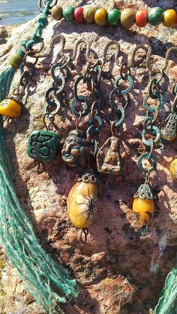 колье "Очень старый будда"