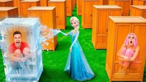 ПРЯТКИ В ШКАФАХ ОТ ЭЛЬЗЫ В 3:00 НОЧИ