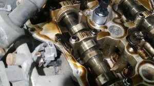 Звук при обломанном верхнем успокоителе ГРМ ,Нтю Актион бензин