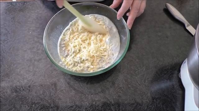 Готовлю омлет с колбасой в духовке. Обзор и рецепт.