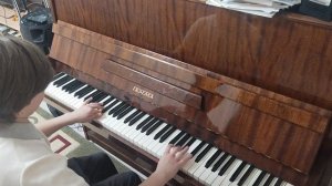 Ельпин Лев, гамма си минор, преподаватель Левицкая А.В.