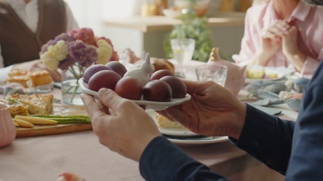 С ПРАЗДНИКОМ СВЕТЛОЙ ПАСХИ!