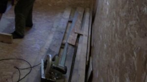 Весна в Орле// Начало сборки каркаса гардеробной