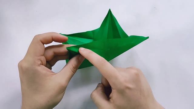 Оригами. Листок растения