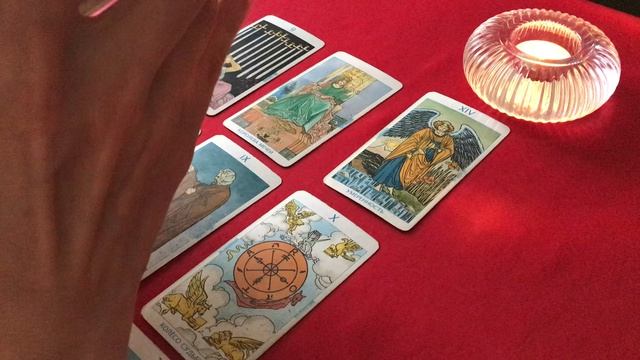 У какого мужчины вы в сердце? Гадание Таро