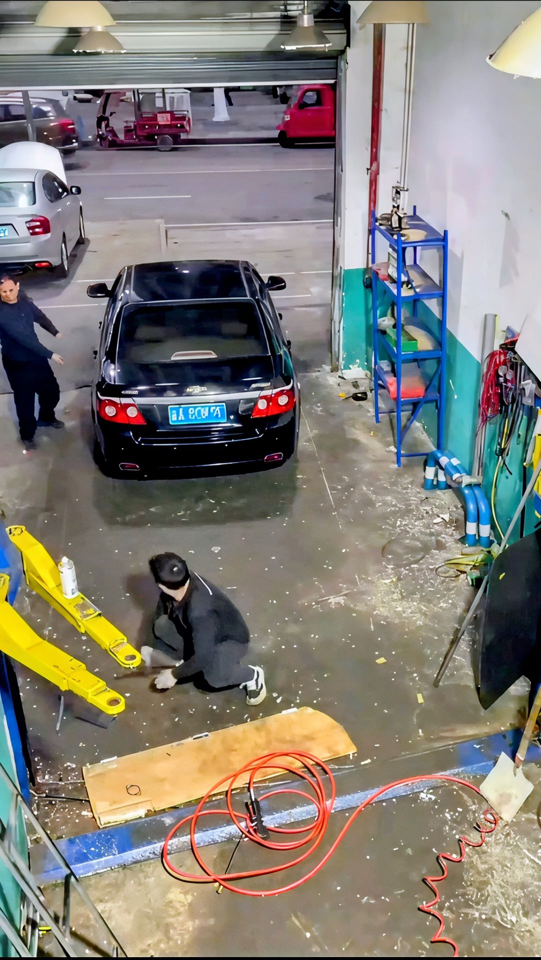 Прикол в автосервисе, эффект домино🤣😂🤣