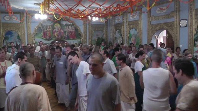 2013. 09.21Явление Господа Баларамы . Гаура арати.Киртан. Новороссийск