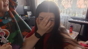 счастливая жизнь в деревне и весна радуется солнце поет