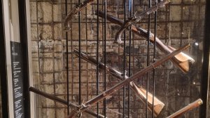 Витрина 11 Детский гарнитур Павла 1, пистолет снимали в фильме Левша[get.gt]