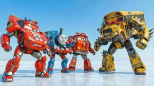 Котенок сражается с монстром школьным автобусом, полицейской молнией Маккуином, и роботом Томасом!