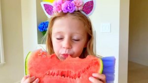 Папа учит Настю быть принцессой