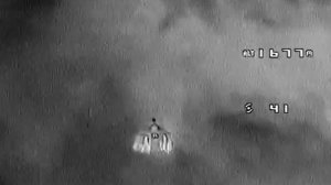 ‼️🇷🇺🇺🇦"Герани" начали сбрасывать мины
В ВСУ засняли момент сброса мин с российского беспилотника