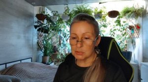 Что мне важно сейчас? 
расклад на три варианта.