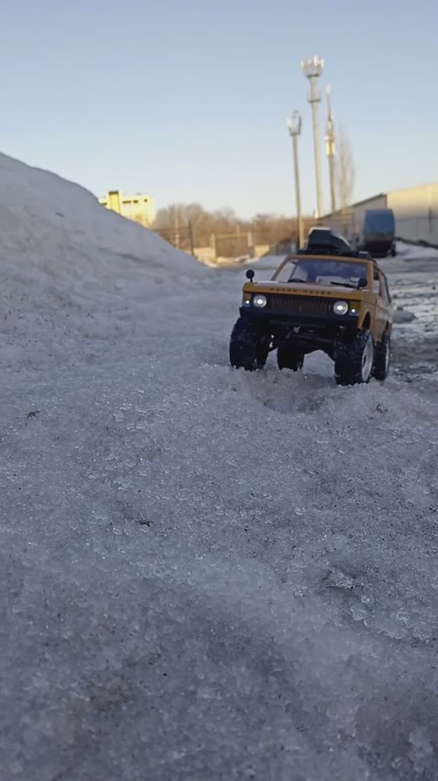 Выгуливаем Range Rover 1970 (MN-168) #rc #rccar #crawler #4x4rc #scale #rclife #mn168 #mnmodel