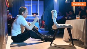 Детективную историю оживили артисты в хабаровском баре