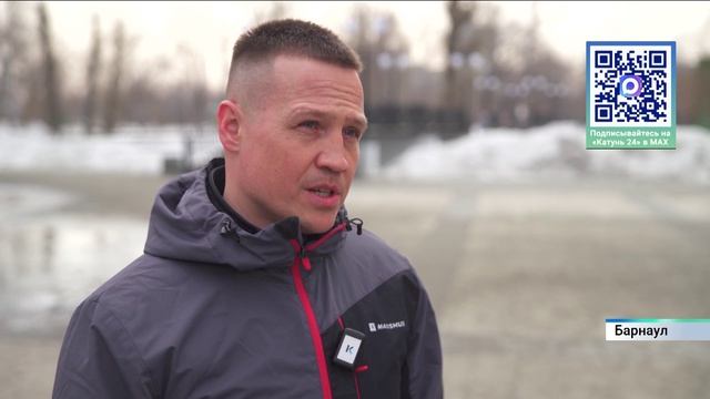 Сезон утренних зарядок «Добрая вёрсточка» начался в Барнауле смотреть онлайн