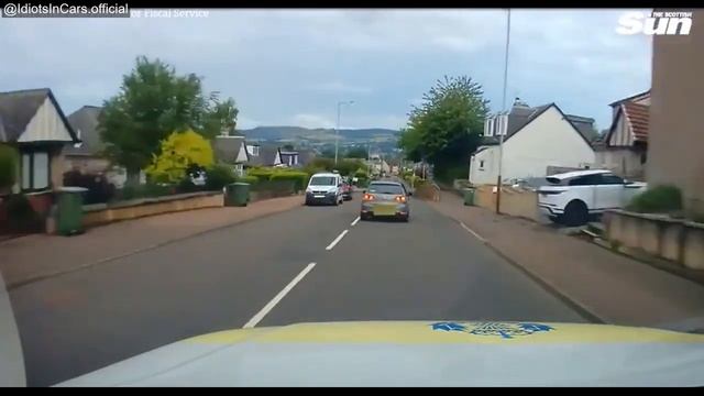 Idiots In Cars Part #611 #idiotsincars #baddriver