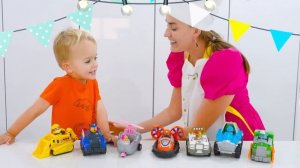 Крис и Мама отмечают 10-летие Щенячьего Патруля