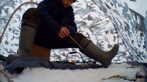 Зимняя рыбалка на опарыша с чесноком,укропом,копчёной колбасой