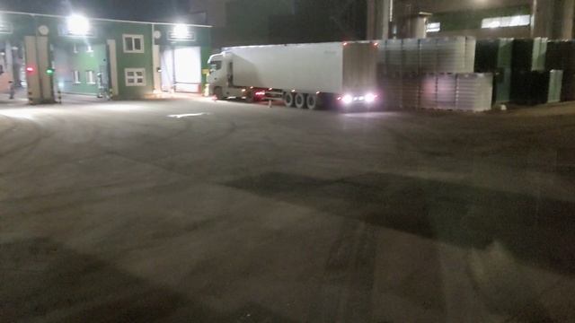 18+ | Сломался Камазик на загрузке | Балтика - погрузка на Киров