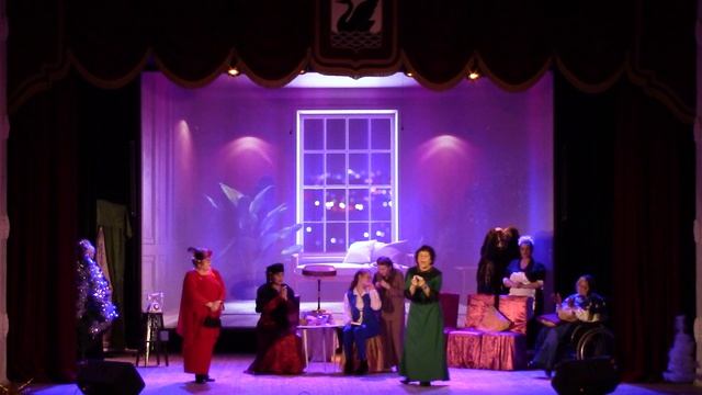 «Восемь любящих женщин». Театр-студия «Ретро»