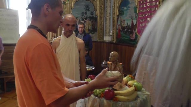 2014.10.27 Уход Шрилы Прабхупады