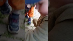 Я и мои друзья (Никита и Лука) ломают доску часть 1