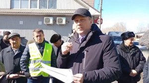 Штаб по дорогам: асфальт в Ачинске исчезает вместе со снегом