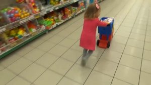 Настя_КАК_МАМА_покупают_новые_игрушки_и_продукты_Кукла_Беби_Бон_в_супермаркете_