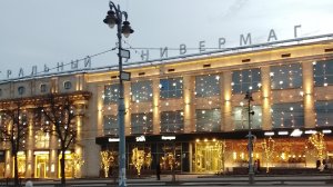 У нас на улице вечером очень красиво