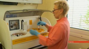 КЛЕЩИ ПРИБЛИЖАЮТСЯ