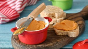 🧈 Пачка масла улетает за 2 дня. Любимое ароматное сливочное масло с нотками чеснока и паприки.