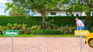 Настя показывает что знания в школе важнее внешнего вида [get.gt]