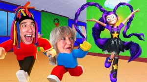 КИТАЙКА И КОМАНДНЫЙ ПОБЕГ ОТ КУКЛЫ ЛИЛИ С БАБУШКОЙ!