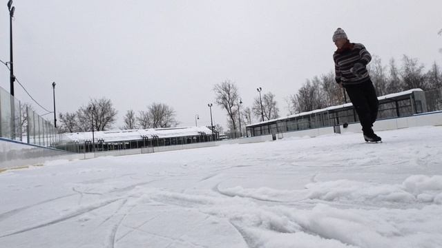 Катаюсь в любую и в снежную погоду.