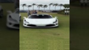 MONTAGEM MUNDO ESTRAHNO