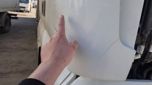 SITRAK C7H MAX. Не работает центральный замок и стеклоподьемник на пассажирской двери