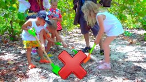 Настя играет в пиратов с Владом и Никитой