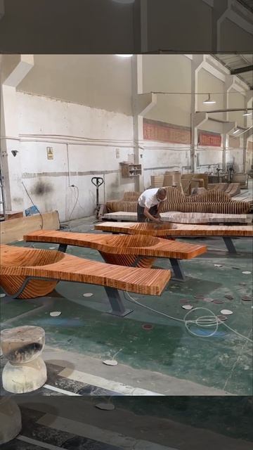 Параметрическая уличная скамейка