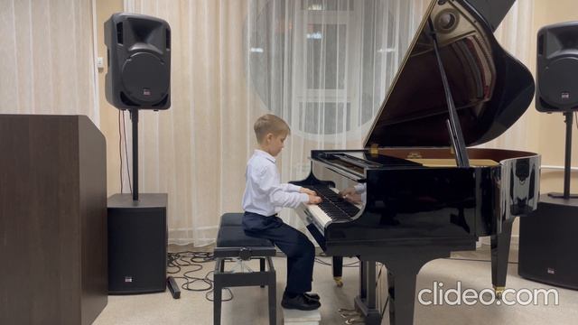 Степанов Илья.Пьесы смотреть онлайн