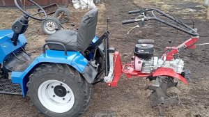 Самодельная сцепка для мотоблока Угра с минитрактором Василëк.