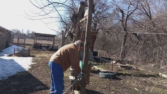 На пенсии в деревне: Размялись, прогулялись, вот и день прошел