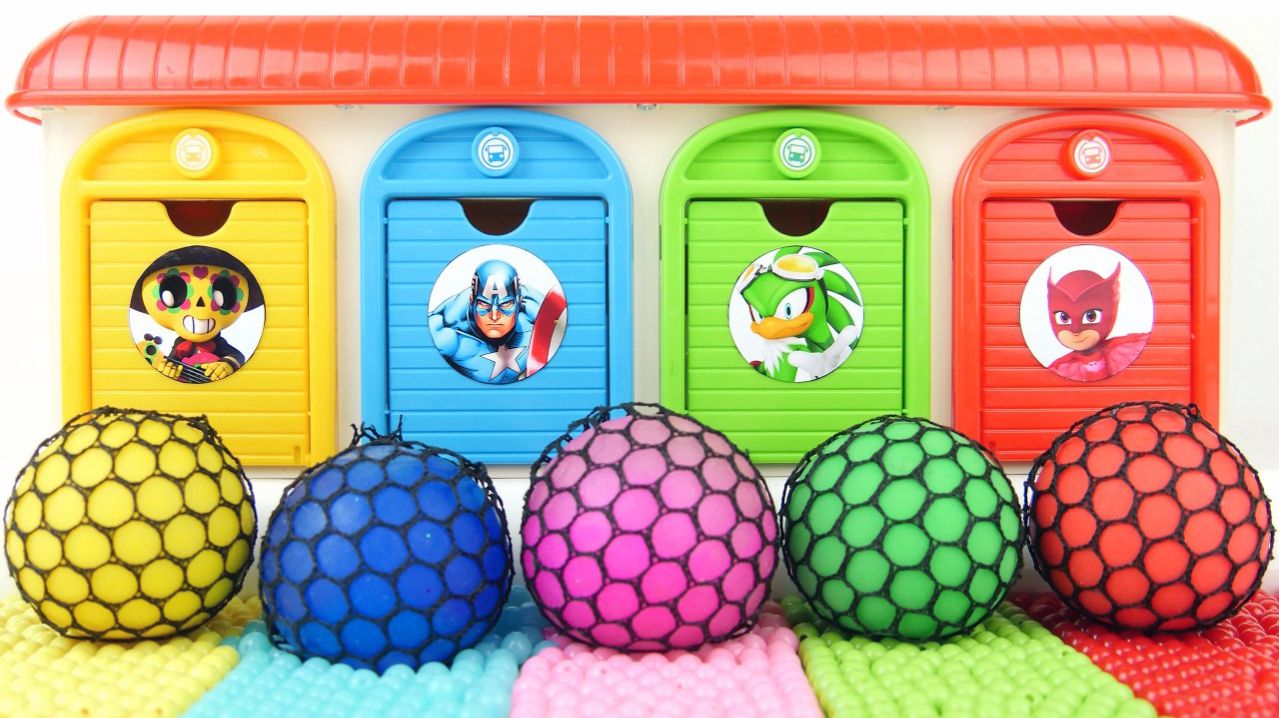 Мультики для детей. Мнем игрушки и Играем с яркими антистрессиками. Мультики залипалки малышам