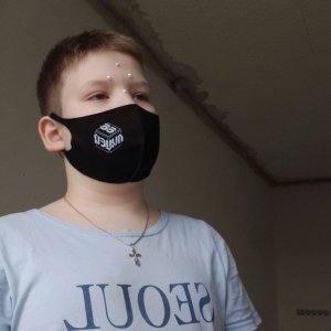 играю в Яндекс игры побег от блогера часть 2!!