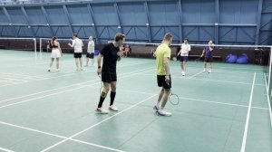 Бадминтон