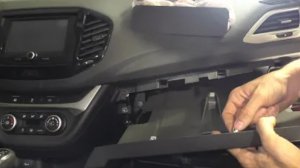 Lada Vesta - РАЗБОРКА САЛОНА: Как снять бардачок в сборе