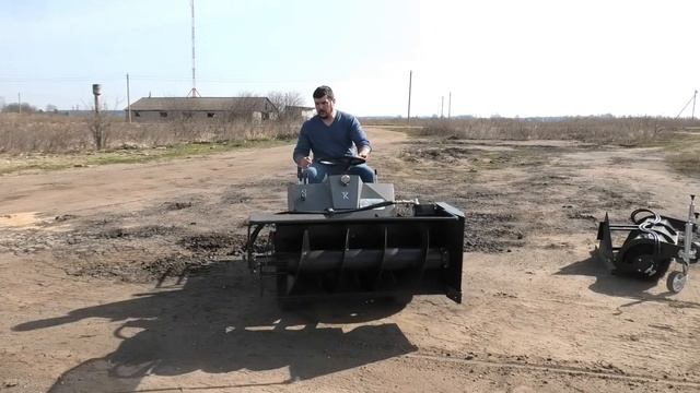 Песня про подталкиватель кормов. Про Кормильца